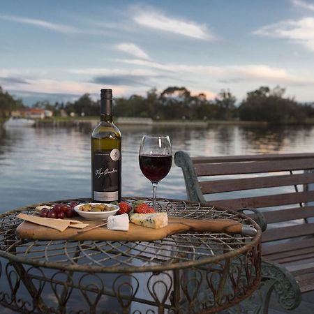 Murray River Lodge Luxury Boutique Accommodation B&B - Adults Only North Yunderup Eksteriør bilde